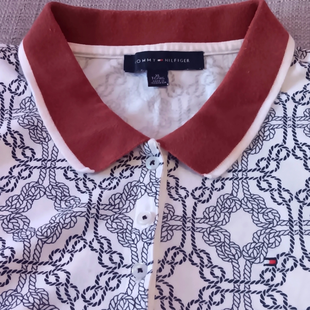 Tommy Hilfiger. Lady pullover, size XL